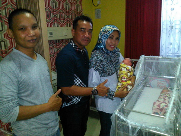Dikunjungi Wakapolresta di RSIA Eria Bunda, Alvie Terharu
